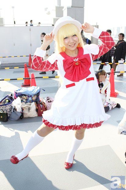 【九游体育官网下载】客厅中间有横梁吊顶怎么装修(图1) 九游体育官网